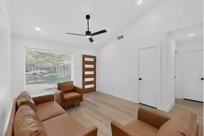 1800 Harry Court #B, Arlington, TX 76012 - Photo 9