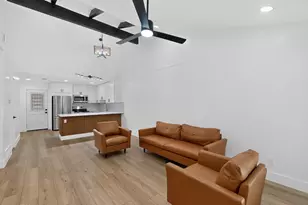 1800 Harry Ct, Arlington, TX 76012 - Photo 7