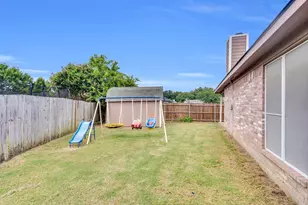 1006 Darren Dr, Burleson, TX 76028 - Photo 31