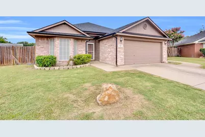 1006 Darren Drive, Burleson, TX 76028 - Photo 3