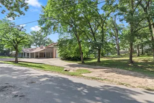 323 Dyer Cir, Payne Springs, TX 75156 - Photo 25