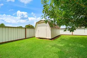 140 SE 49th St, Paris, TX 75462 - Photo 3