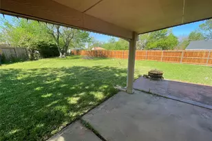 201 E Fuller Dr, Euless, TX 76039 - Photo 11