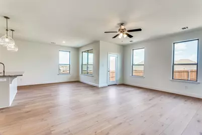 533 Hillcrest Circle, Justin, TX 76247 - Photo 11