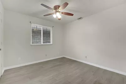 411 S Las Vegas Trail, White Settlement, TX 76108 - Photo 9