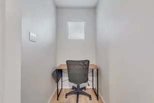 301 Ensenada Plaza, Dallas, TX 75211 - Photo 17