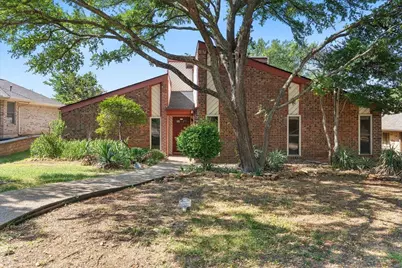 1820 Green Ridge Court, Carrollton, TX 75007 - Photo 3