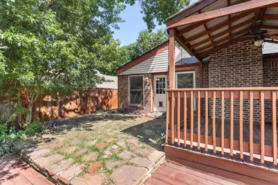 1820 Green Ridge Court, Carrollton, TX 75007 - Photo 27