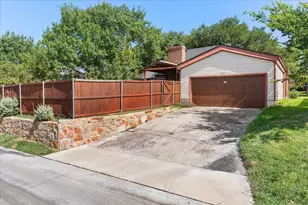 1820 Green Ridge Ct, Carrollton, TX 75007 - Photo 23