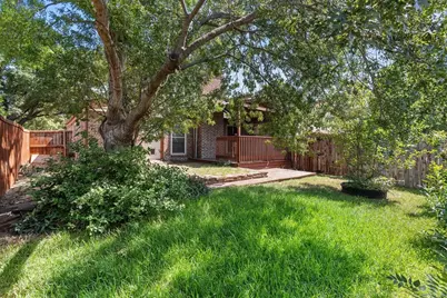 1820 Green Ridge Court, Carrollton, TX 75007 - Photo 25