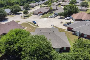 2633 Ventura Ct, Glenn Heights, TX 75154 - Photo 5