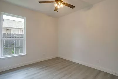 2613 Chestnut Avenue, Fort Worth, TX 76164 - Photo 31