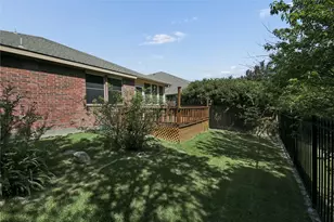 1010 Sagebrush Trl, Duncanville, TX 75137 - Photo 35