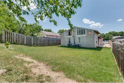 630 NW 11th Street, Grand Prairie, TX 75050 - Photo 7