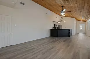 630 NW 11th St, Grand Prairie, TX 75050 - Photo 29