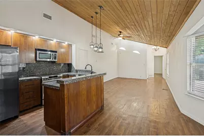 630 NW 11th Street, Grand Prairie, TX 75050 - Photo 9