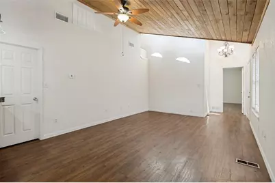 630 NW 11th Street, Grand Prairie, TX 75050 - Photo 25