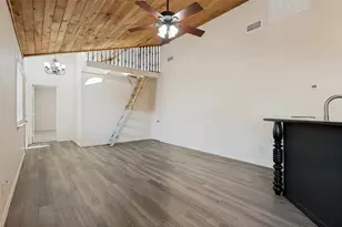 630 NW 11th St, Grand Prairie, TX 75050 - Photo 33