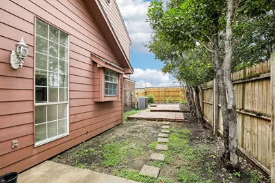 2123 Hearthside Lane, Garland, TX 75044 - Photo 23