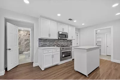 1113 Brock Street, Dallas, TX 75203 - Photo 9