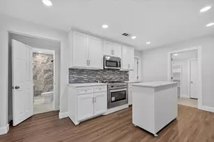 1113 Brock St, Dallas, TX 75203 - Photo 9