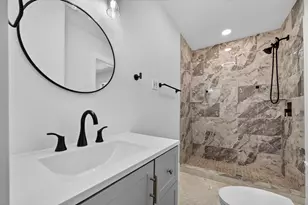1113 Brock St, Dallas, TX 75203 - Photo 13