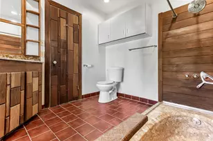 9025 San Fernando Way, Dallas, TX 75218 - Photo 17