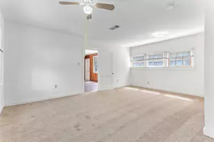 9025 San Fernando Way, Dallas, TX 75218 - Photo 23