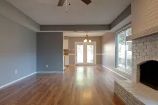 2010 W W Sanford St, Arlington, TX 76012 - Photo 5