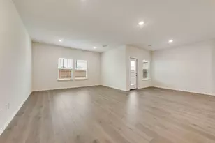 124 Labein Ave, Greenville, TX 75402 - Photo 7