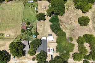 200 S Mimosa St, Paradise, TX 76073 - Photo 3