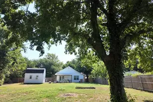 200 S Mimosa St, Paradise, TX 76073 - Photo 23