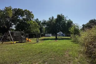 200 S Mimosa St, Paradise, TX 76073 - Photo 23