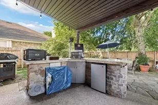 5715 Creekhollow Dr, Arlington, TX 76018 - Photo 31