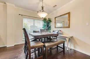 5715 Creekhollow Dr, Arlington, TX 76018 - Photo 7