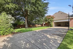 1405 Salado Dr, Allen, TX 75013 - Photo 31