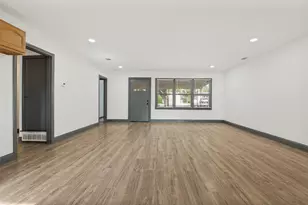 3910 Vanette Ln, Dallas, TX 75216 - Photo 3