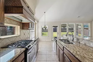 15221 Mount Evans Dr, Little Elm, TX 75068 - Photo 17