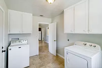 308 N Avenue C, Springtown, TX 76082 - Photo 21