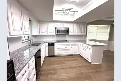 1543 Chisolm Trail, Lewisville, TX 75077 - Photo 3