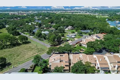 29 Oakbrook Drive, Lewisville, TX 75057 - Photo 21