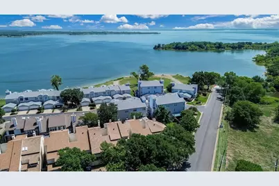 29 Oakbrook Drive, Lewisville, TX 75057 - Photo 19