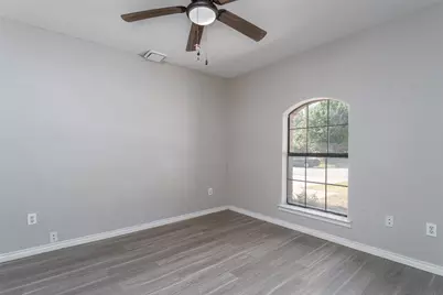 911 Gwinnett Circle, Arlington, TX 76017 - Photo 21