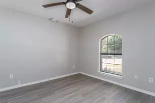 911 Gwinnett Cir, Arlington, TX 76017 - Photo 21