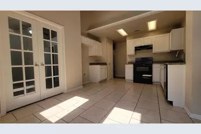 3217 Cliffview Drive, Corinth, TX 76210 - Photo 5