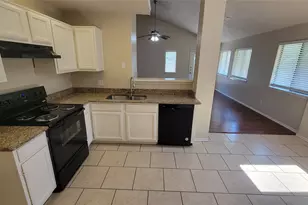3217 Cliffview Dr, Corinth, TX 76210 - Photo 7