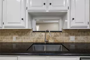 121 Crestview St, Chandler, TX 75758 - Photo 5