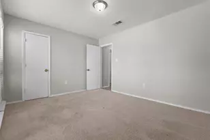 2709 Typhon Dr, Grand Prairie, TX 75052 - Photo 11