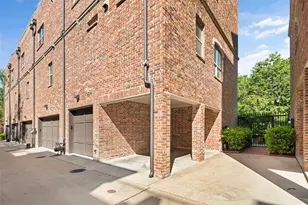 3237 Hugo Pl, Dallas, TX 75204 - Photo 19