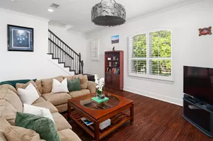 3237 Hugo Pl, Dallas, TX 75204 - Photo 9